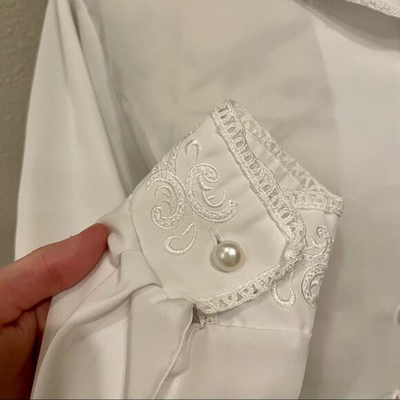 Vintage 90s Yves St. Claire Lace Cropped Blouse - Small - Picture 4 of 11